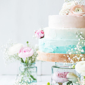 :   .  Elegant Wedding Cake Ombre